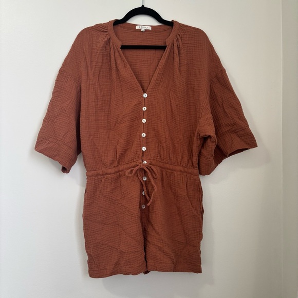 Z Supply Zephyr Cotton Gauze Romper - Picture 2 of 9